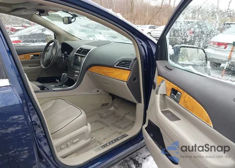 2011 Lincoln Mkx z USA, uszkodzony, nr VIN 2LMDJ8JK0BBJ23974